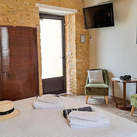 Aux Bories De Marquay, Chambres D'Hotes B&B Avec Piscine Et Spa Pres De Sarlat Exterior photo